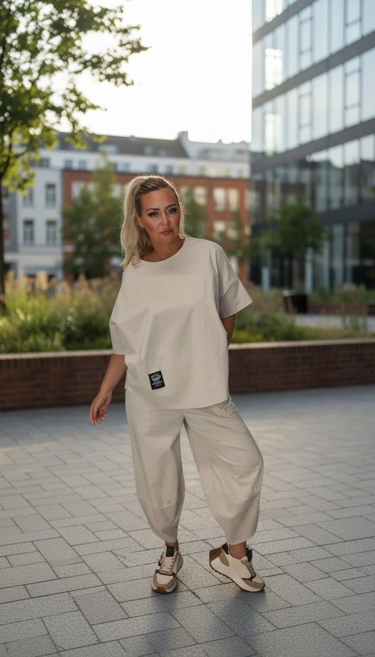 Damen Set Elegantes Beige-Design für Vielseitigen Look