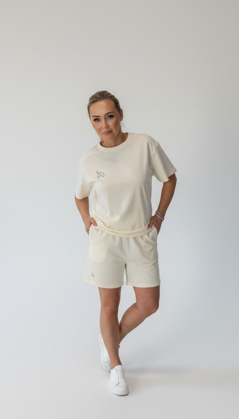 Set Shorts und T-Shirt