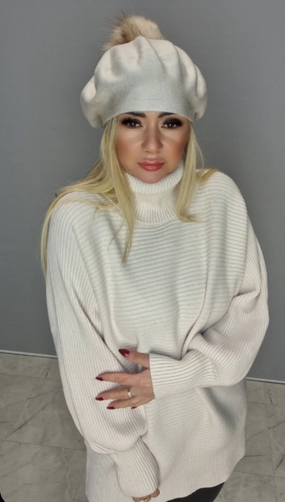 Rollkragenpullover in schöne beige Farbe