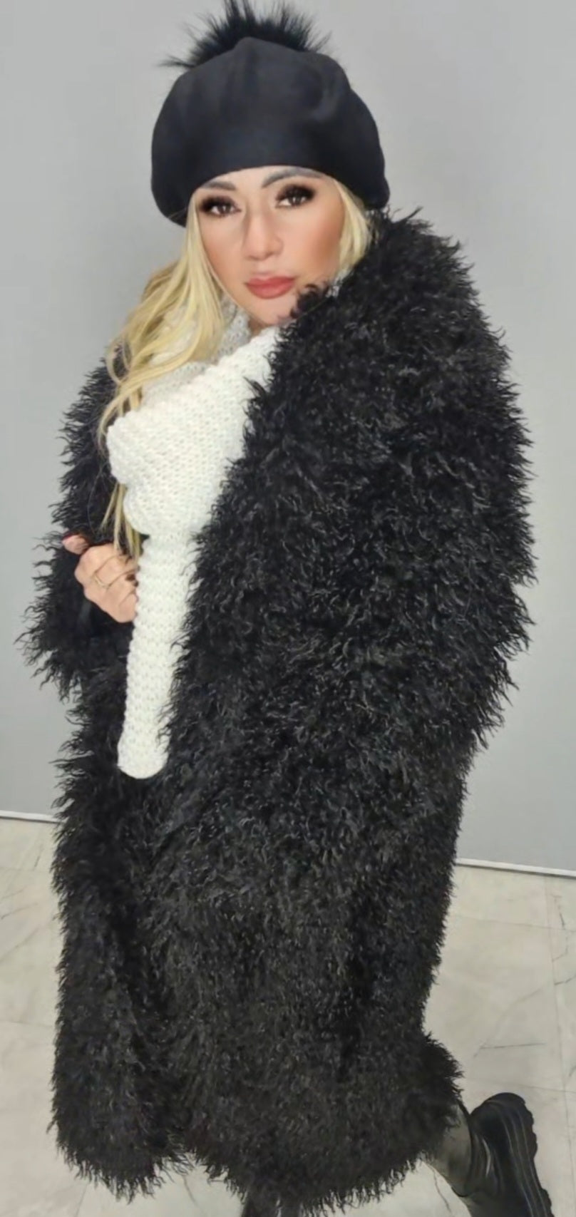 Lange Mantel in Schwarze Look