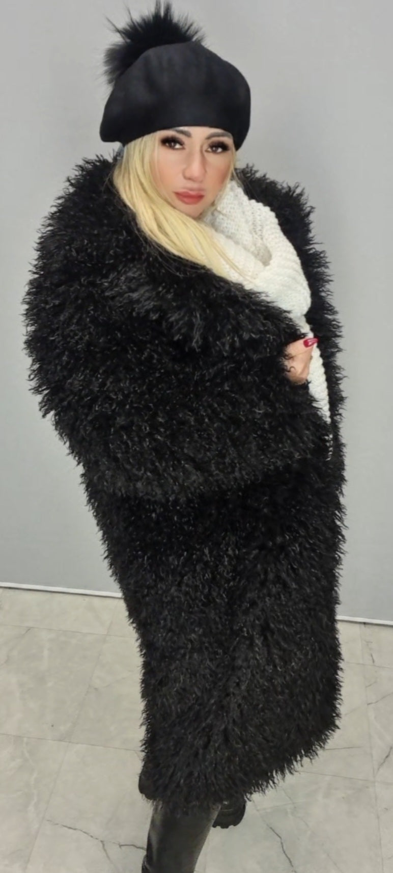 Lange Mantel in Schwarze Look