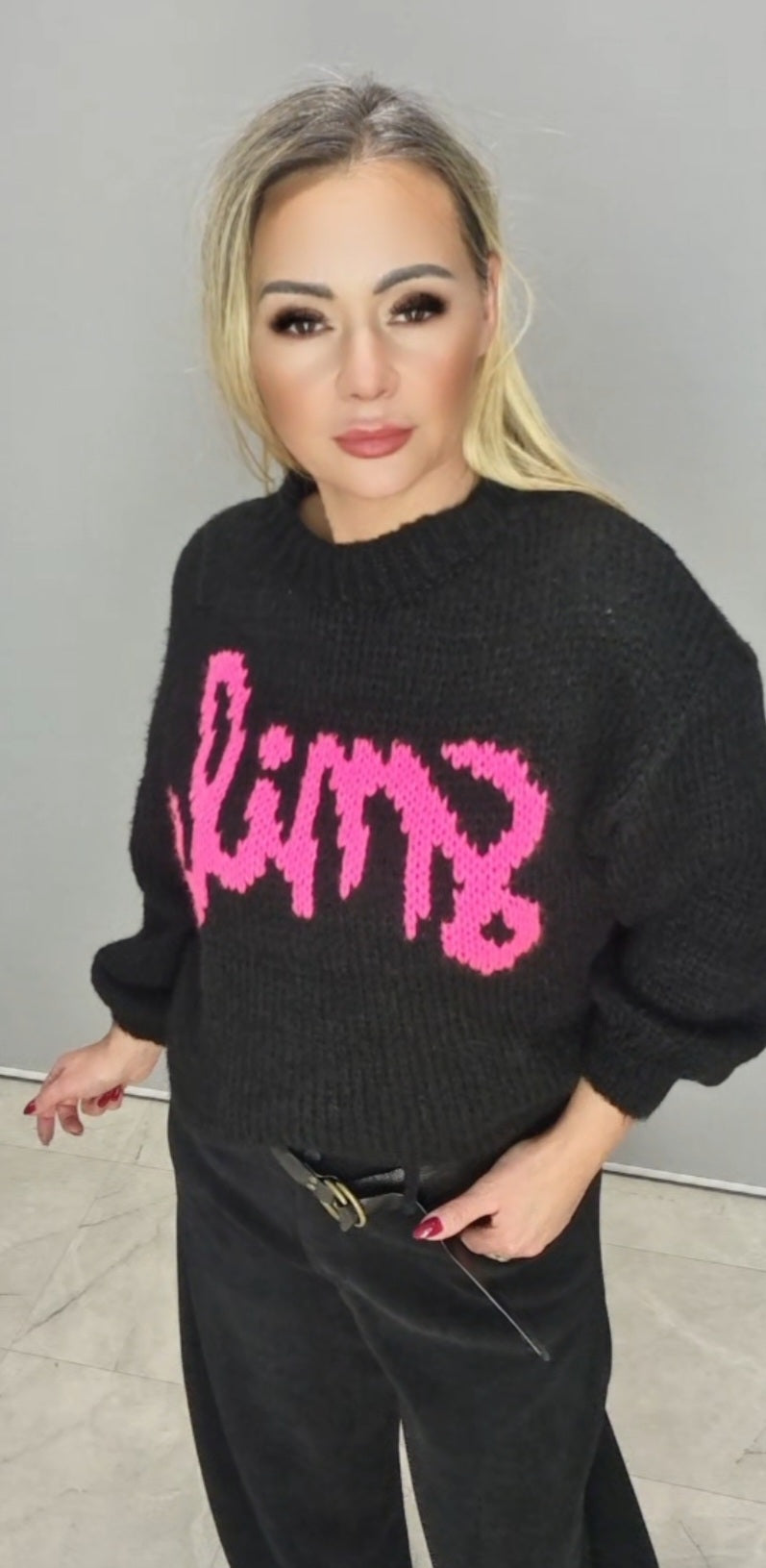 Mega Pullover mit Schrift