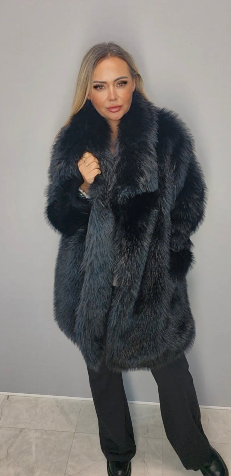 Teddy Mantel in Schwarz