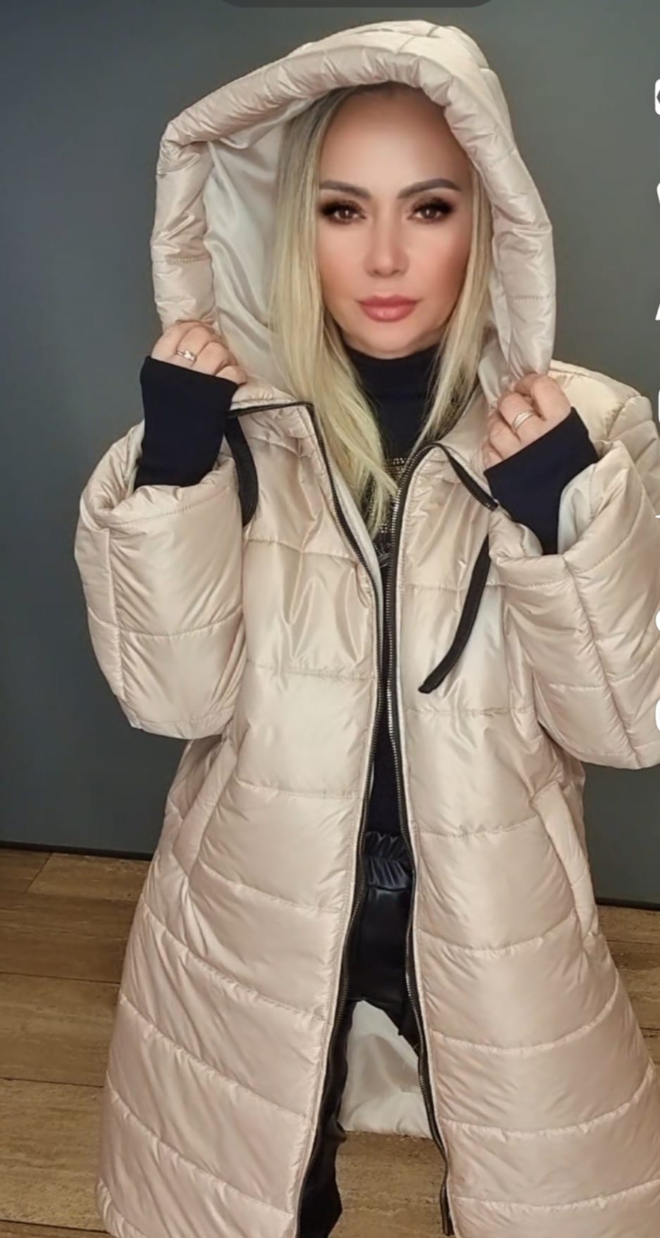 Moderne Winter Jacke mit Kaputze